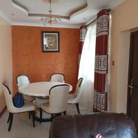 A four bedroom town-house - Image 5