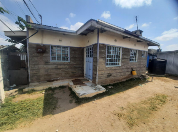 Two-Bedroom Bungalow, Three Semi-Permanent Residential Blocks, And An External Ablution Block In Blue Sky Area, Kajiado County